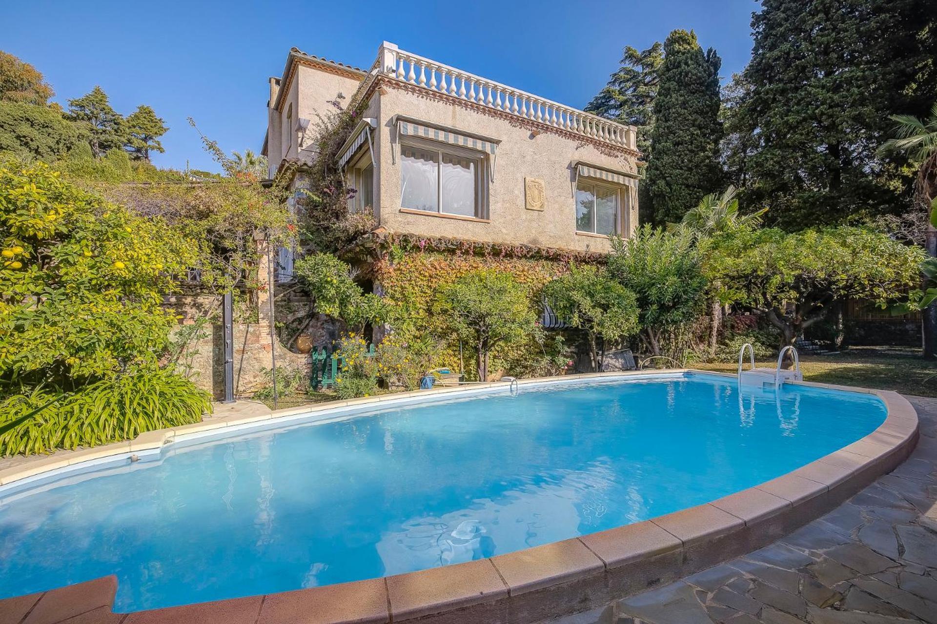 Renovee- Vue Mer- Centre De Villa *